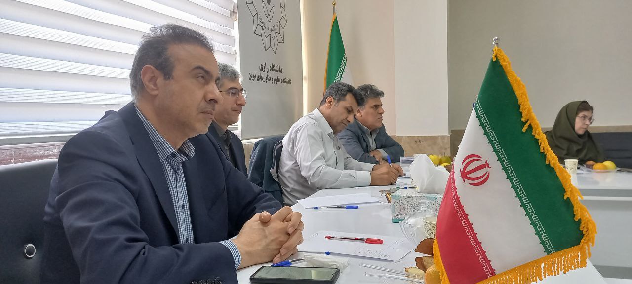 برگزاری جلسه هم اندیشی راهکارهای توسعه کشاورزی هوشمند در دانشکده علوم و فناوری های راهبردی